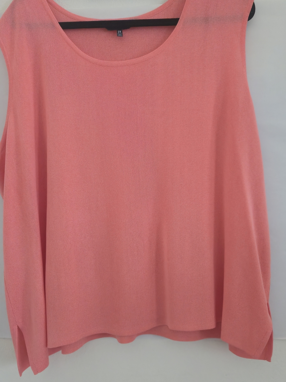 Ming Wang Coral Tank Top — Sleeveless Scoop Neck